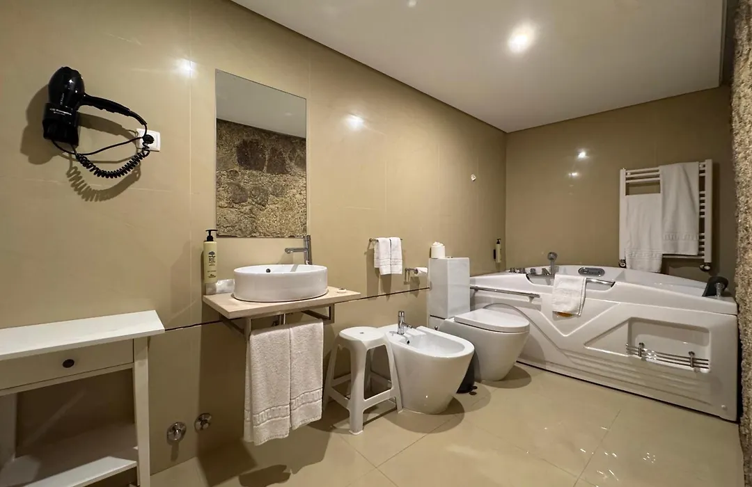 Hotel Rural Alves - Braga - Casa Alves De Torneiros-1
